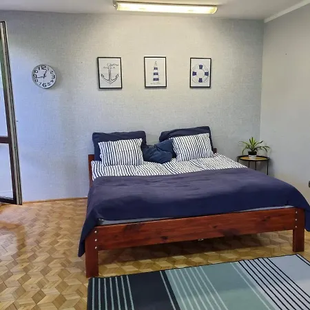 Apartament 5 Osob Z Tarasem I Ogrodem * غيجيتسكو