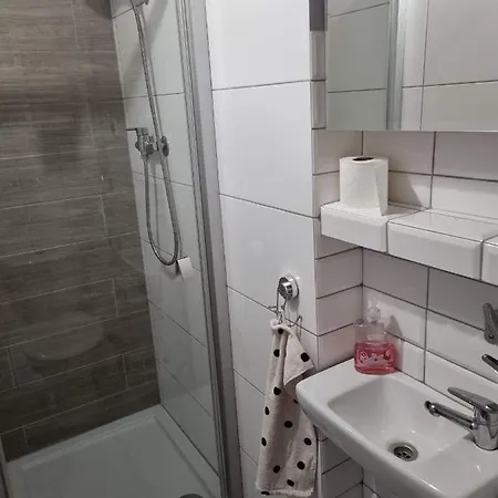 Apartament 5 Osob Z Tarasem I Ogrodem شقة غيجيتسكو