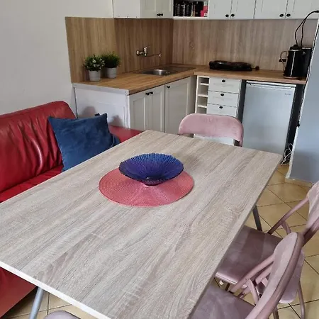 Apartament 5 Osob Z Tarasem I Ogrodem *
